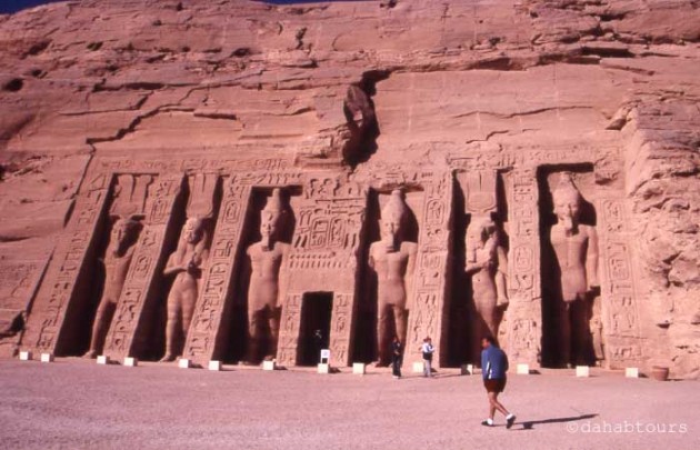 Abu Simbel Tempel Ausflug per Bus