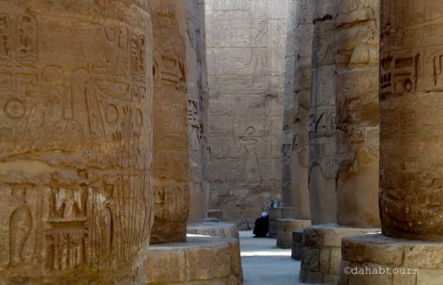 Karnak und Luxor Tempel