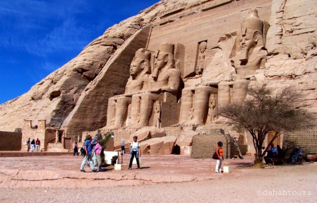 Abu Simbel Tempel Ausflug per Bus