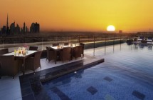 Park Regis Kris Kin Hotel 